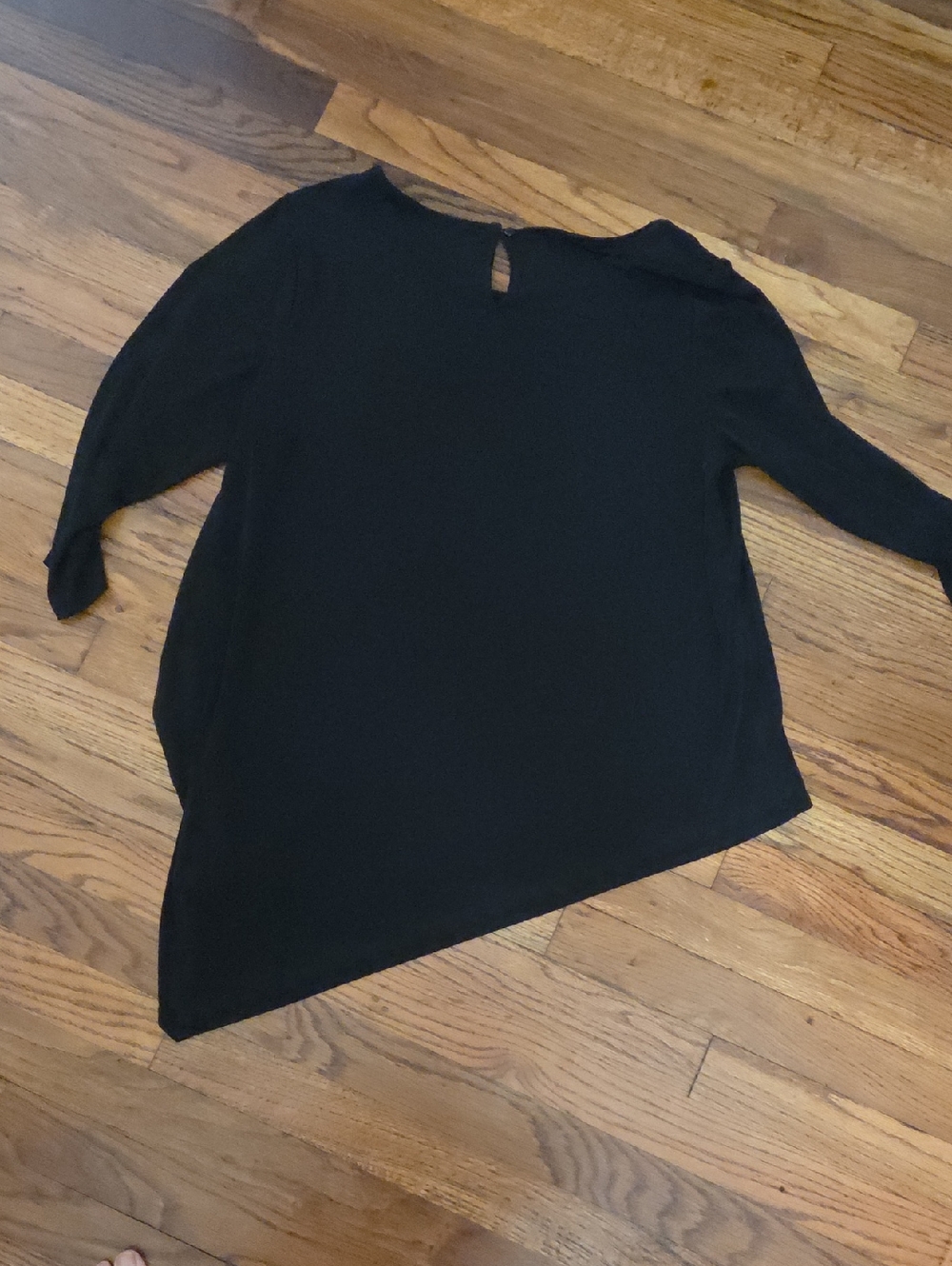 Chico's 2 Top Bundle Size 2 - Picture 6 of 10